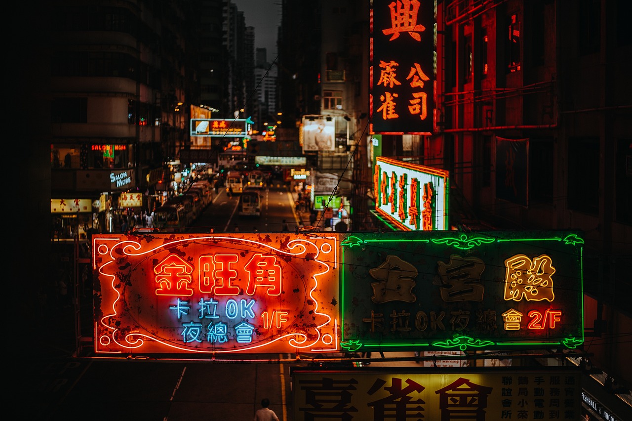 全红婵直播间，美食狂欢的不停吃吃吃之旅